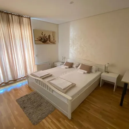 Bed & Breakfast Alex18 4*