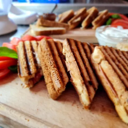 فندق مبيت وإفطار Alex18